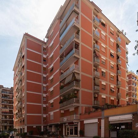 Apartamento Joivy Delightful 3-Bed Flat With Balcony Roma Exterior foto